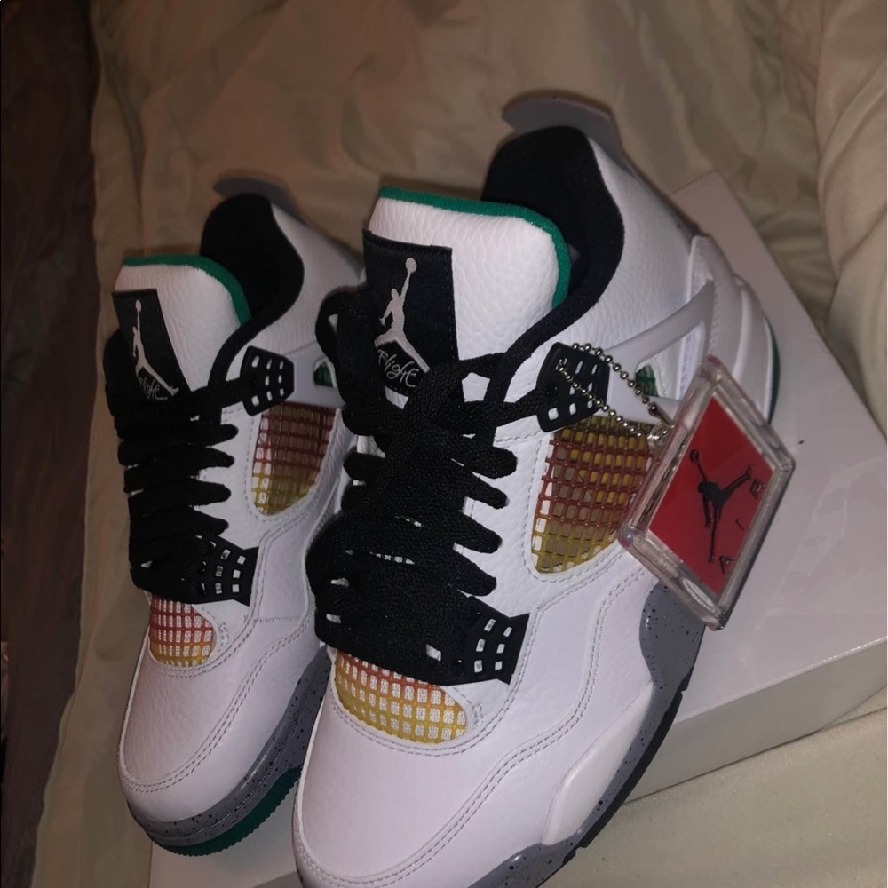 Jordan 4 Rasta - Picture 2 of 2